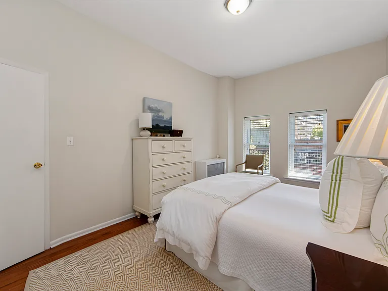 9 E 10th St #5F — Photo 9