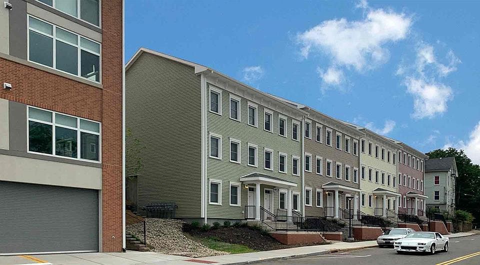 11 Crown Street Apartments 11 Crown St Meriden CT Zillow