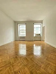Rented by LEE & ASSOCIATES NYC RESIDENTIAL LLC