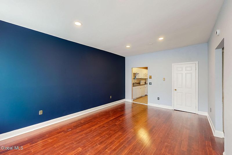 4th image of 148 Lancaster Street #7