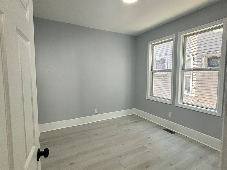 592-594 Irvine Turner Blvd #4 — Photo 7