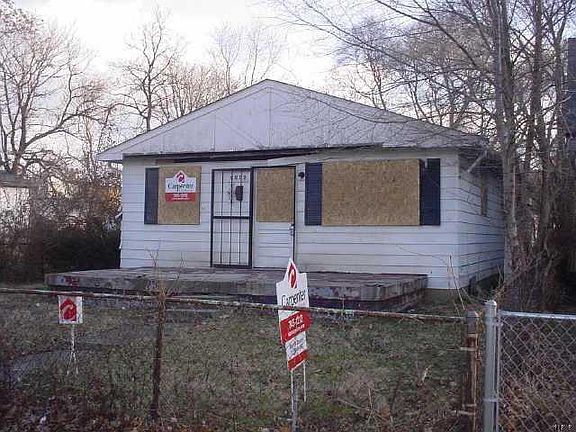 2nd image of 2215 N Carrollton Ave