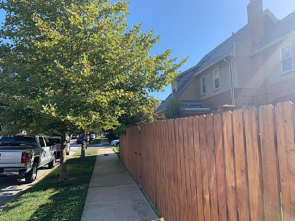2nd image of 2138 Gilles St