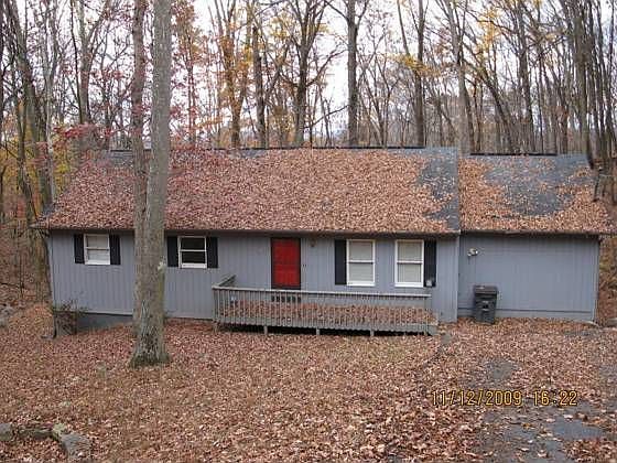 1st image of 2025 Queensbury Ct