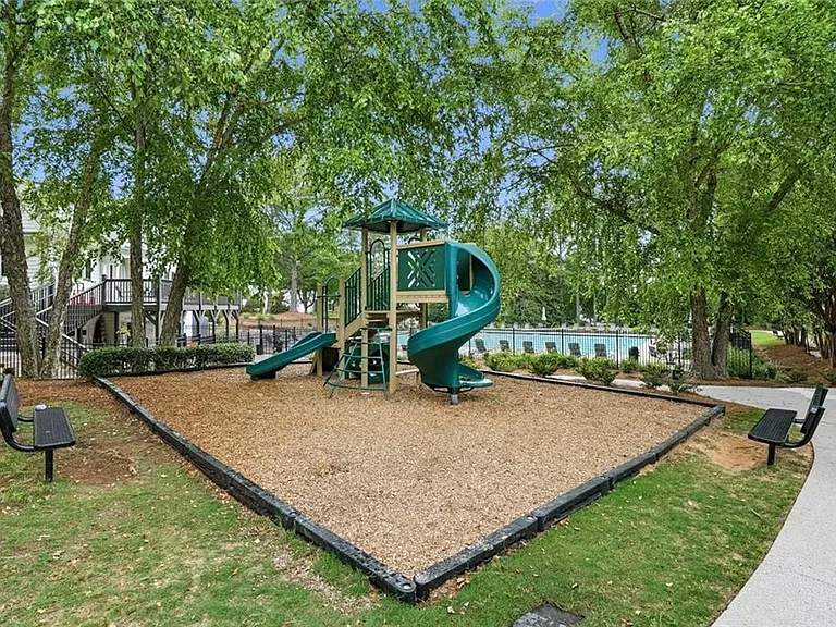 430 Feyston Ct — Photo 26