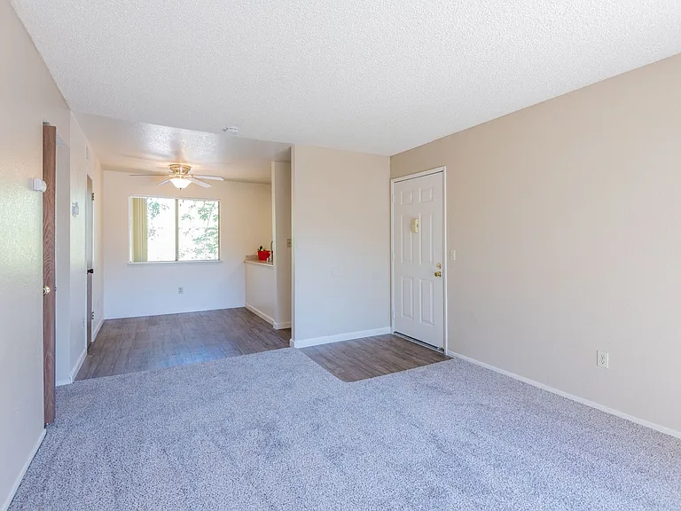 Sunflorin Village Apartments — Photo 35