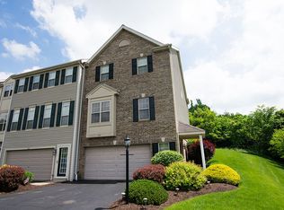 912 Royal Ct, Canonsburg, PA
