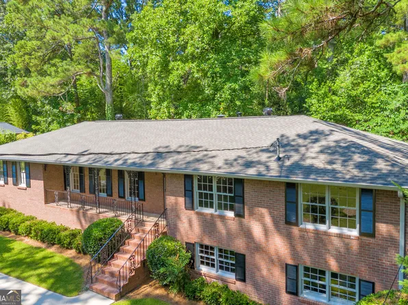 368 Pine Forest Dr, Lawrenceville, GA 30046