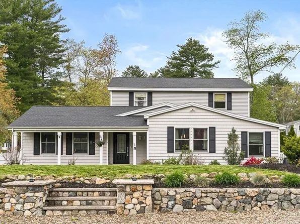 54 McDonald Rd, Wilmington, MA 01887