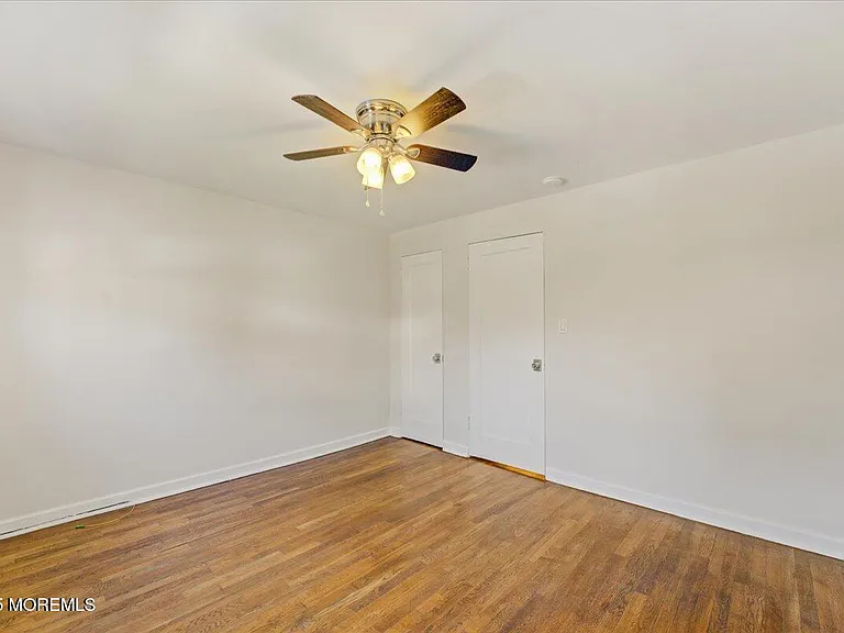 46 Manor Dr #401 — Photo 12