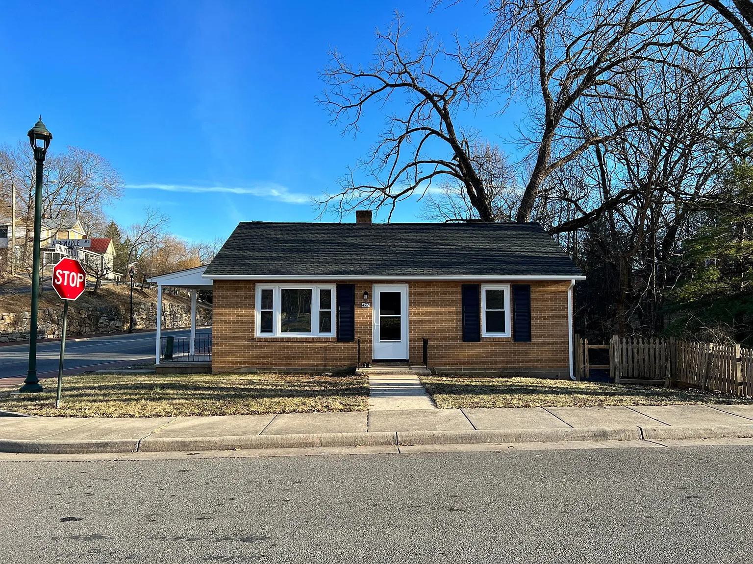 477 Albemarle Ave photo 1