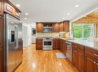 29 Harvest Dr, Duxbury, MA 02332