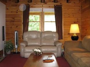 202 Hollister Rd, Griffithsville, WV 25521