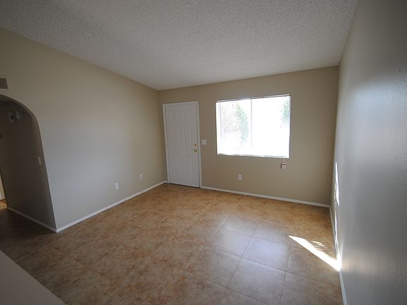 3rd image of 639 N 97th Way