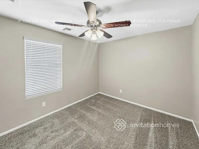 952 S Hawk Ln — Photo 15