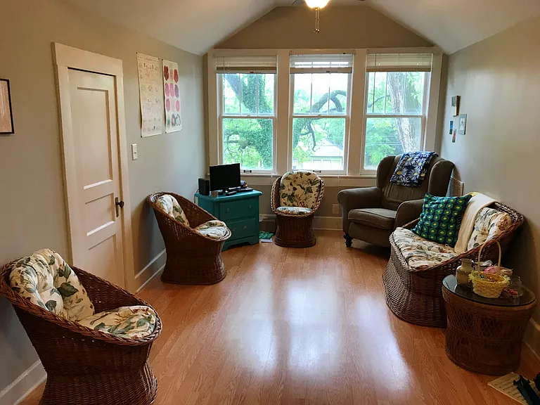 2526 Blair Blvd #B — Photo 6