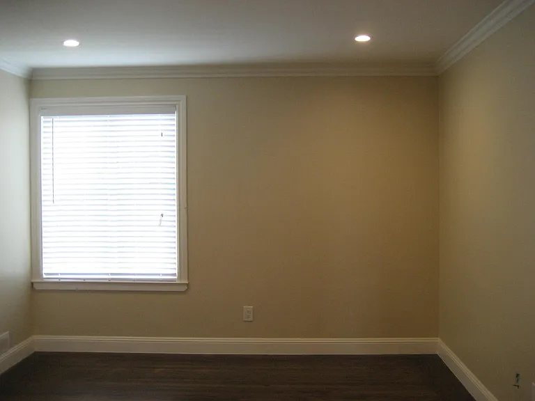 77 Forest Grove Dr — Photo 13