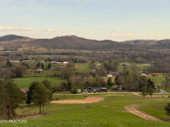 431 Smokey Rd, Rutledge, TN 37861