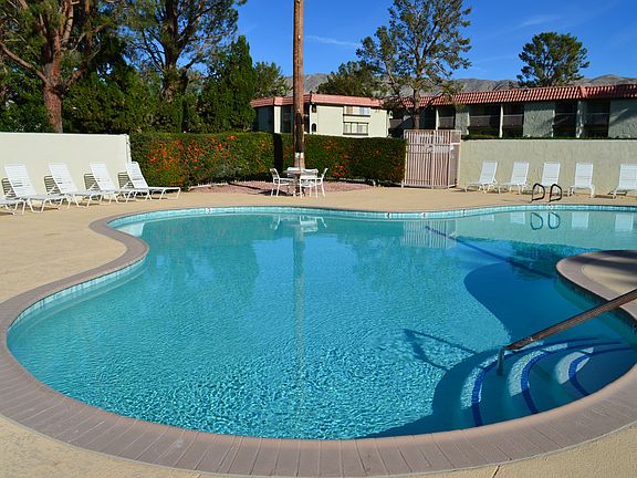 3rd image of 64291 Spyglass Ave Unit 6