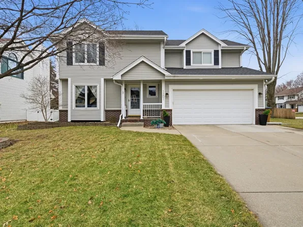 1201 63rd St, West Des Moines, IA 50266