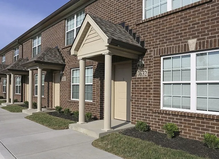Ashton Park Townhomes — Photo 15