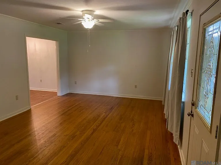 454 Baird Dr — Photo 3