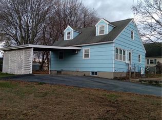 56 Cottage St, Killingly, CT 06239