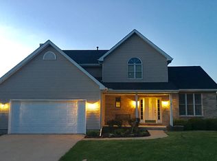 1057 E Tyler St, Morton, IL