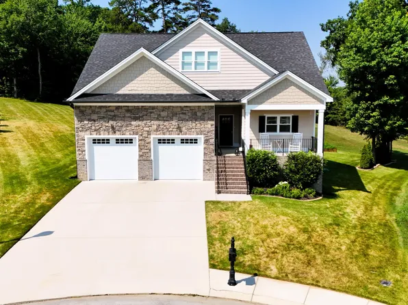 9228 Sir Charles Ct, Harrison, TN 37341