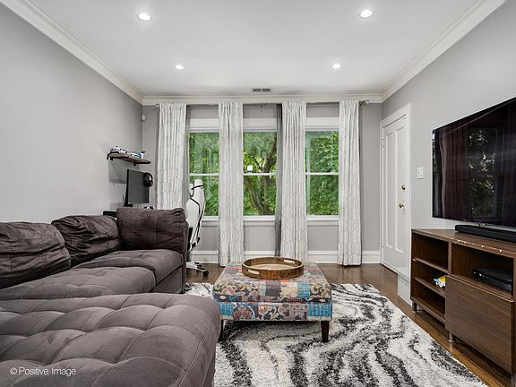 5th image of 5355 N Luna Ave