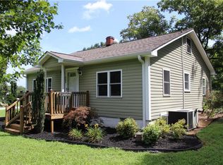 808 Central Rd, Pendleton, SC 29670