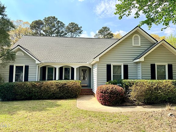 4th image of 1012 Catsby Cir