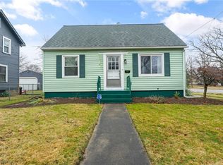 995 Hazelwood Ave SE, Warren, OH