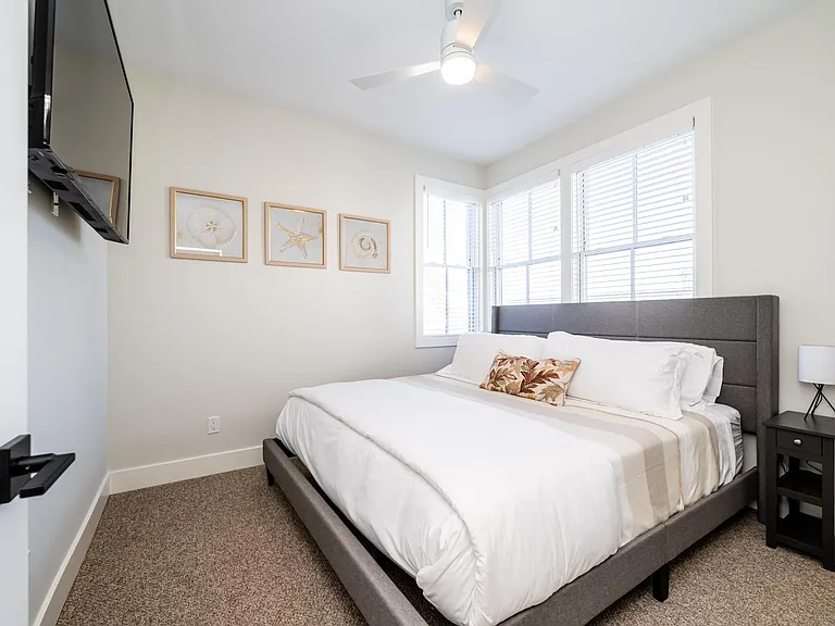 269 Waters Edge Dr — Photo 12