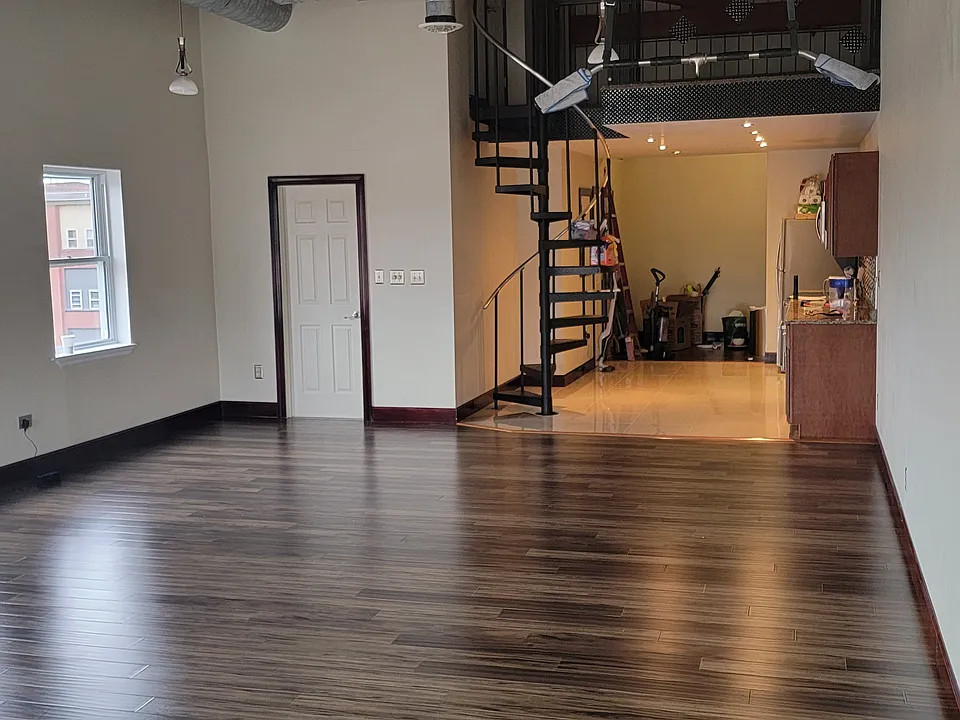 255 Schuyler Ave #306