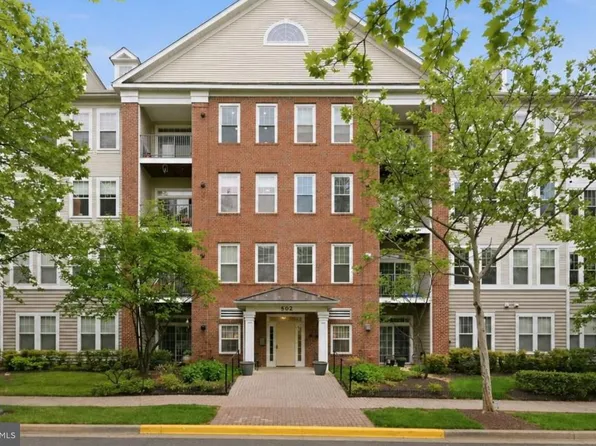 502 King Farm Blvd APT 206, Rockville, MD 20850