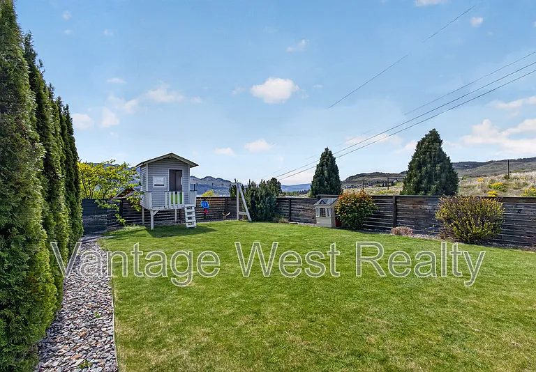 3859 Carrall Rd #1 — Photo 42