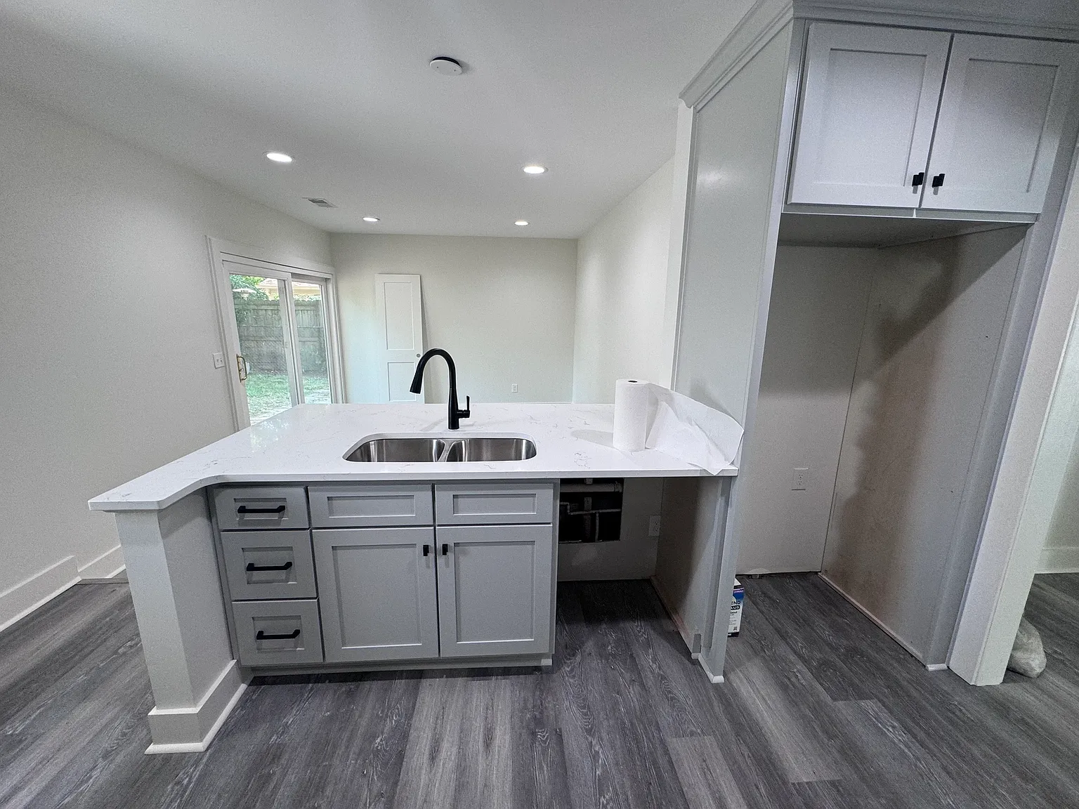 4 bed, 1404 sqft, $2,600 — Photo 4