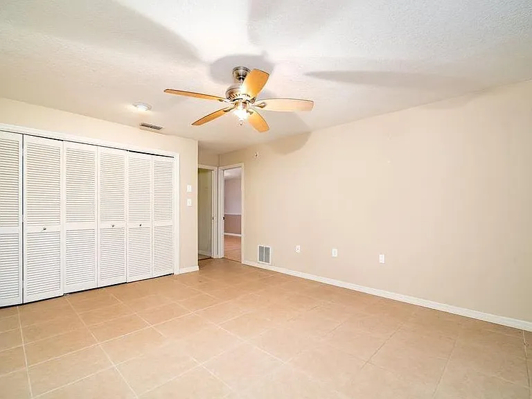 8635 Woodbridge Dr — Photo 5