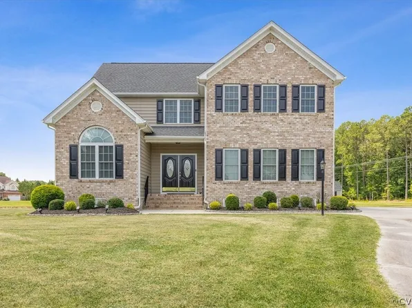 12412 Rotunda Ln, Chester, VA 23836