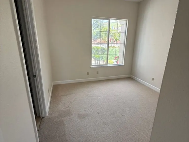 48401 Costa Mesa Ter — Photo 10
