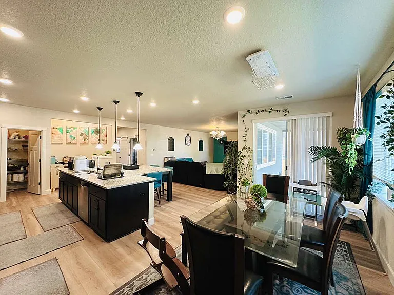 625 SE 78th Ave — Photo 32