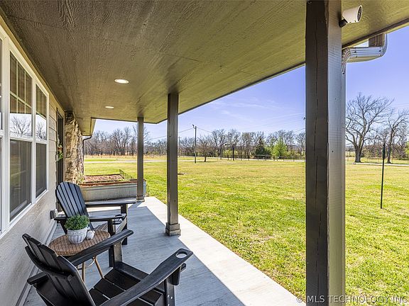 4th image of 29580 N 3950th Rd
