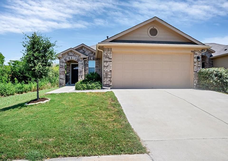1st image of 3100 Crystal Bend Dr