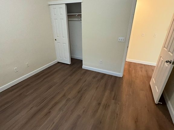 4th image of 5219 Strawberry Way
