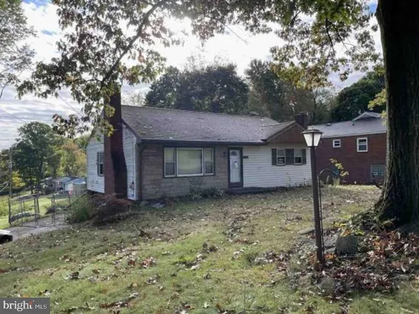 355 Barclay Hill Rd, Beaver, PA 15009