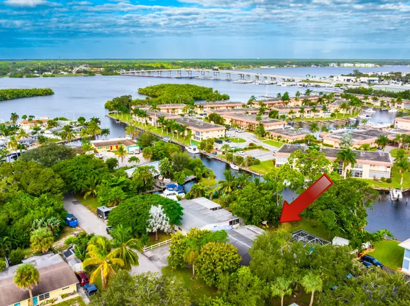 2495 SW Hideaway Lane, Stuart, FL 34994