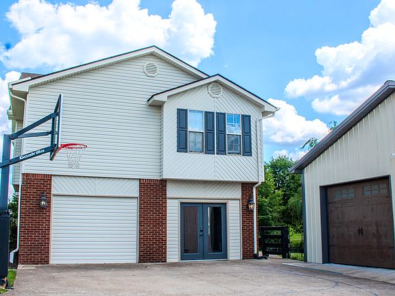 4th image of 122 Saddle Brook Cir