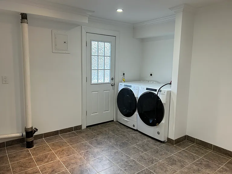 33 Loughran Ave — Photo 16