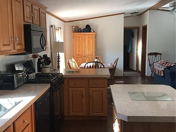 4th image of 66 Circle Dr